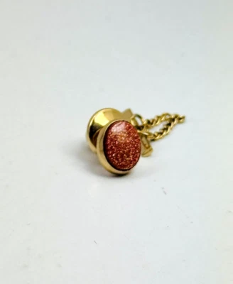 Vintage Goldtone Sparkly Oval Maroon Rust Tie Tack Pin Pinback 12mm x 9mm - Image 1 of 4