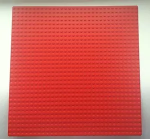 LEGO RED BASEPLATE (Base Plate Board) 32x32 Pin 10 " x 10 " - BRAND NEW - Picture 1 of 3