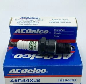 NEW GENUINE GM ACDelco Spark Plugs R44XLS Set Of 4 - Picture 1 of 1