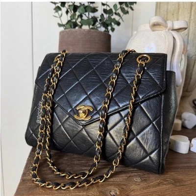 Chanel Vintage Quilted Lambskin Leather Classic Envelope Flap Shoulder Bag - Image 1 of 4