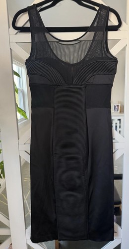 Abito Burberry nero bodycon pannello in rete Made in Italy taglia 42