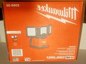 Milwaukee M18 ROVER Dual Power Triple-Panel Flood Light NEW TOOL ONLY - Picture 1 of 3