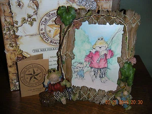 Boyds Bears RIBBIT & CO.  ~1E FROGMORTON & TAD...FLY FISHING~ PHOTO FRAME - Picture 1 of 10