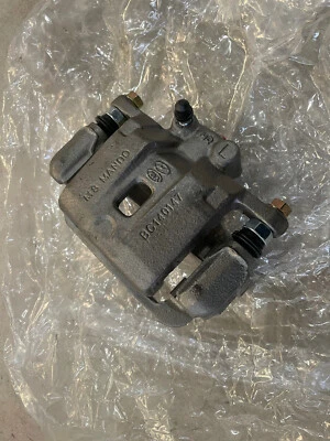 Pinza de freno de disco con soporte para Hyundai Genesis Coupe 2010-2016 trasera izquierda Foto 1 de 2