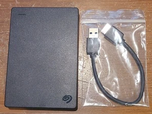 WD Blue 2.5" USB External 320GB Hard Drive w Cable Seagate WD3200LPVX - Picture 1 of 3
