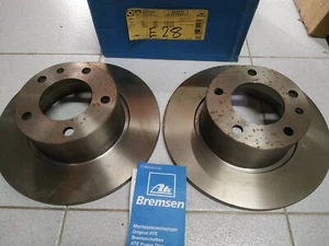 BMW E28 brake discs(2) rotors front 284x12 NEW NOS OEM 34111151632 34111163133 - Picture 1 of 7