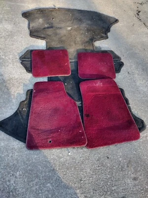 1990-2011 lincoln town car floor mats oem MAROON burgundy - Image 1 of 4