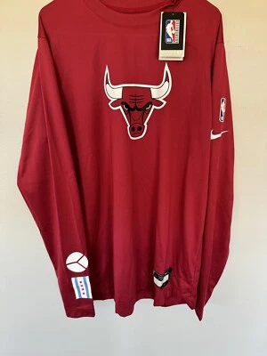 Men's Red Chicago Bulls 2022/2023 City Edition Team Issue Warmup Long Sleeve - Image 1 of 4