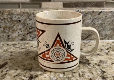 Taza HH Diseño Nativo Americano Marrón Moteado Excelente Hecha en Japón Foto 1 de 4
