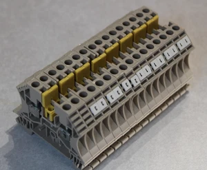 16 Weidmüller WDU4 beige Artikel # 1020100000 Hutschienen Reihenklemmen + 8 Kurzschlüsse - Bild 1 von 7