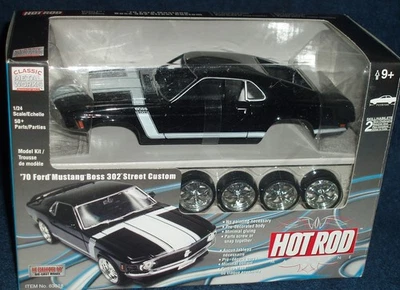 CLASSIC METAL WORKS 1970 FORD MUSTANG BOSS 302 1/24 DIECAST PREPAINTED MODEL KIT - Image 1 of 4
