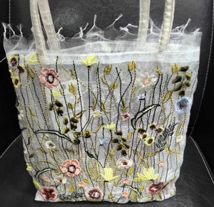 ZARA ORGANZA MESH TULLE FLORAL EMBROIDERY BOOK TOTE BAG EMBROIDERED SHOPPER NEW - Picture 1 of 24