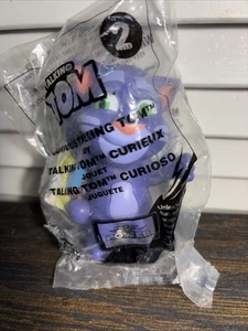 TORTENAUFLEGER KATZE McDonalds Happy Meal #2 Neugieriger sprechender Tom NEU 4" SPIELZEUG LILA - Bild 1 von 3