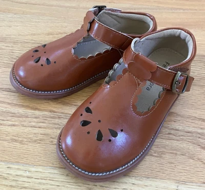Felix & Flora Girls Shoes Size 9 / 16.9  T-Strap Mary Jane Brown Faux Leather - Image 1 of 4