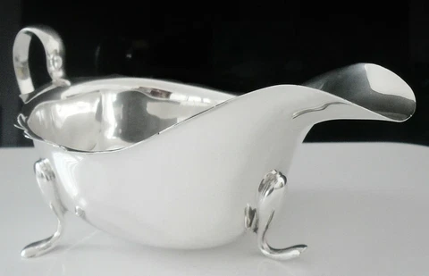 Sterling Silver Sauce Boat, Emile Viner, Sheffield 1938 Cover