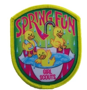 GIRL SCOUTS SPRING FUN Parches Insignia GUÍA EXPLORADOR Patos en Paraguas Evento Impreso - Imagen 1 de 1