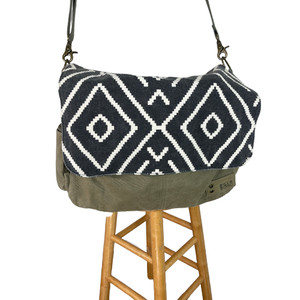 aztec crossbody bolsa