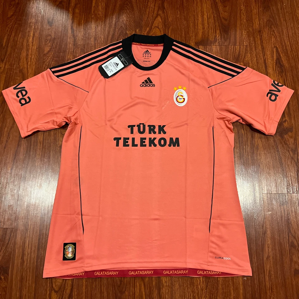 2010-11 Galatasary AS SK Men's Soccer Third Jersey XL Extra Large Turkey - Image 1 of 4