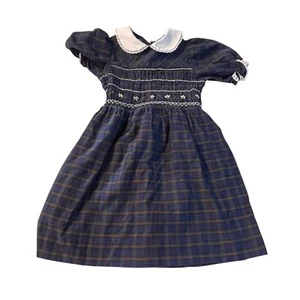 Winnie The Pooh Vintage Smocked Plaid Flowers Embroidered Girls Dress Size 6X - Picture 1 of 12