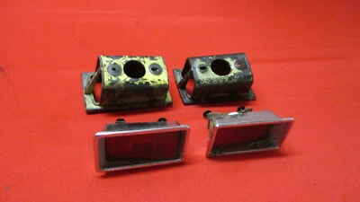 Ford Mustang 1970 par de marcadores laterales traseros Foto 1 de 4