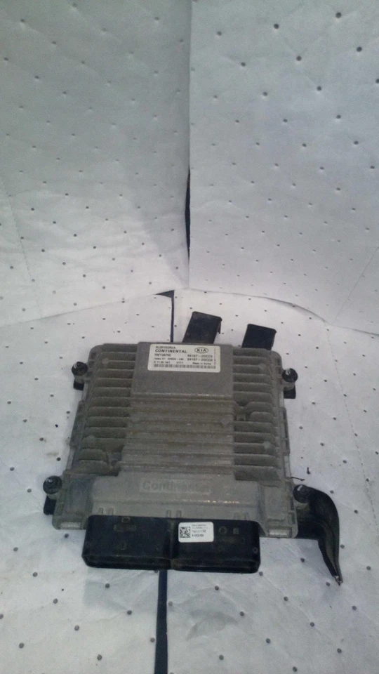 2014 KIA Sportage módulo de controle de motor ECM OEM 391072GCC0 vermelho 102K milhas - Imagem 1 de 4