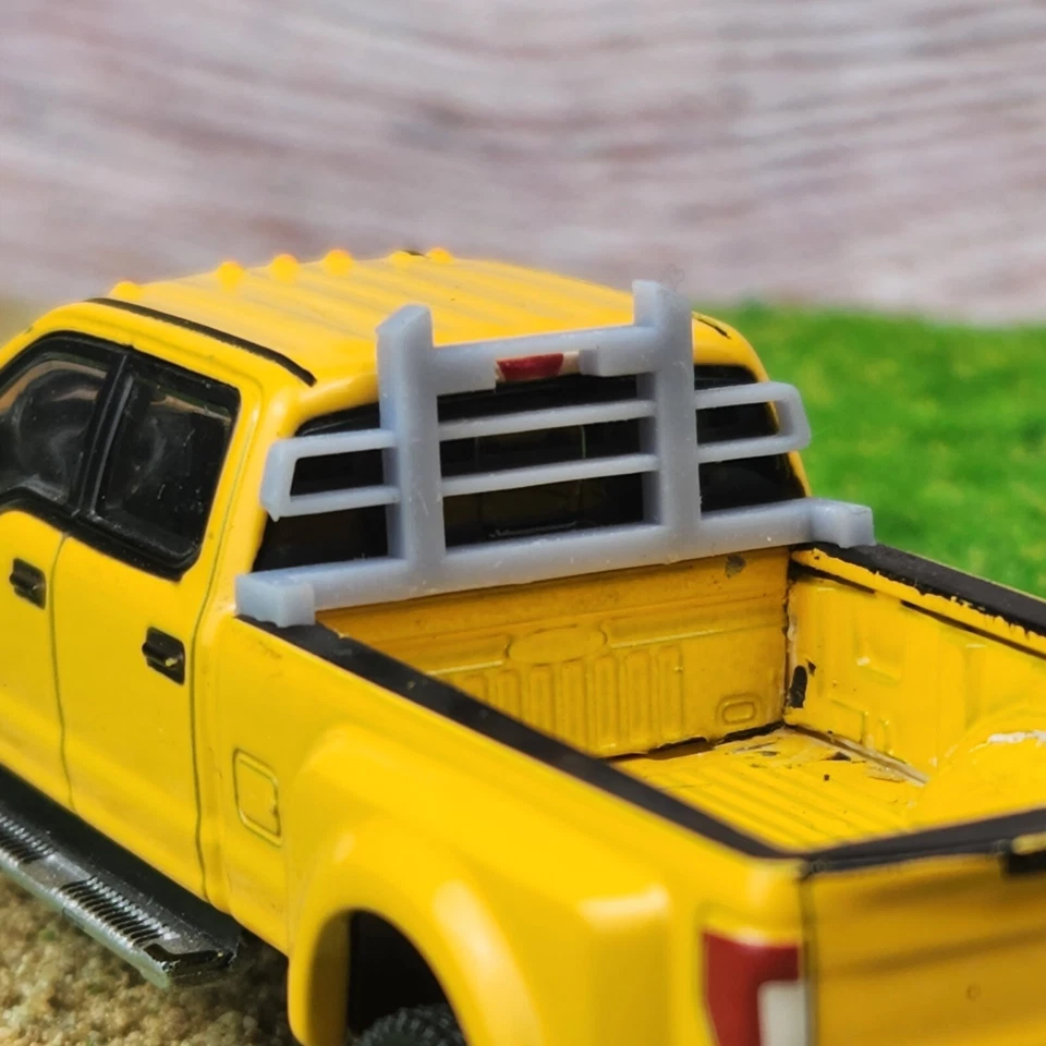 Estante trasero impreso en 3D escala 1:64 para Greenlight M2 y más Foto 1 de 1