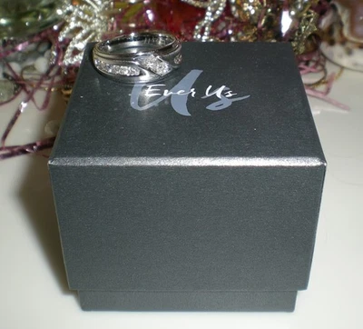 Anillo de boda de diamantes de 1 quilate de oro blanco de 14K para hombre de EVER US 💎 KAY 💎 IMPECABLE Foto 1 de 4