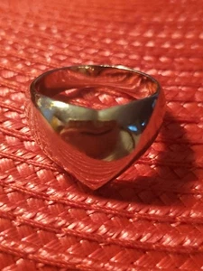 HEART RING Silver, Smooth Heart  Band Ring Size 8.      08 - Picture 1 of 7