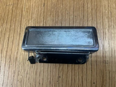 1980-1996 Ford Bronco Tailgate Interior Release Handle OEM Chrome 80-96 - Изображение 1 из 4