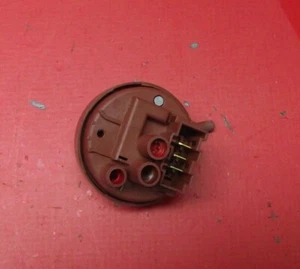 Dishwasher HOTPOINT FDW60G PRESSURE SWITCH - Picture 1 of 1