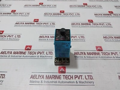 IDEC RTE-P11 Electronic Timer With Base 0-10 Sec 120vac - Image 1 of 4