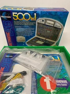 Maxitronix Electronic Lab 500 in 1 One Learning Lab e 3 manuali libri con scatola - Foto 1 di 7