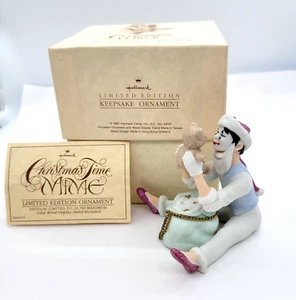 Hallmark Limited Edition Christmas Ornament Porzellan Christmas Time Pantomime 1987 - Bild 1 von 6