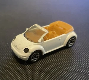 1999 MATCHBOX CONCEPT 1 BEETLE CONVERTIBLE WHITE 1:61 DIECAST 2 1/2" CAR W/ TAN - Picture 1 of 5