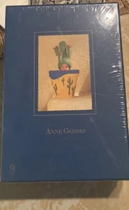 VINTAGE BUT STILL SEALED ANNE GEDDES “CACTUS BABY” PHOTO BOX. 1990’s. RARE!! - Picture 1 of 10