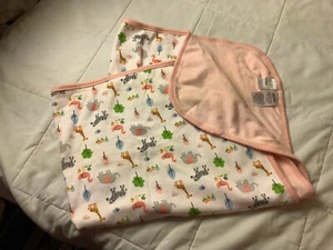 Starting Out Zoo Animals White Cotton Baby Blanket Lovey Lion Elephant Giraffe - Picture 1 of 7