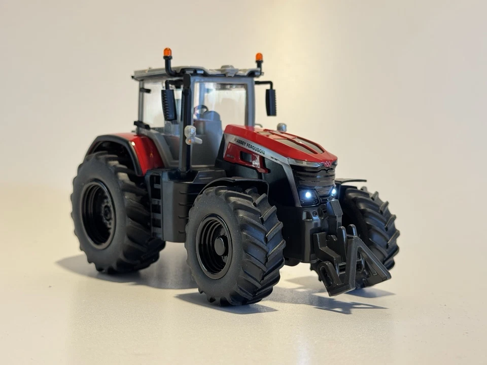 Cerchi verniciati neri per Siku Control 6885 Massey Ferguson 9S - Immagine 1 di 4