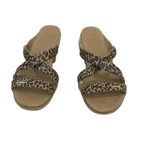 Sandalias Crocs Talla 10 Chipre IV Estampado Leopardo Tacón con Tirantes Comodidad Mob Esposa - Imagen 1 de 6