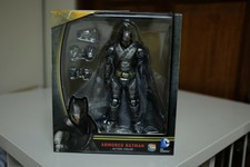 Medicom Toy MAFEX No.023 BVS Armored Batman