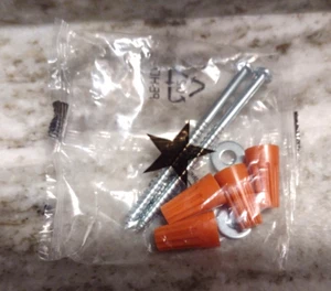 Ceiling Fan Mounting Hardware: 4 Wire Screws/ 2  3" Screws & Washers G14 - Picture 1 of 1