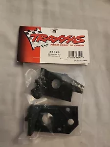 Traxxas Nitro 4tec Side Plates Rear Black 4824 - Picture 1 of 1