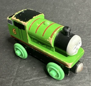 Thomas Holzeisenbahn PERCY 6 Train Friends - Bild 1 von 7