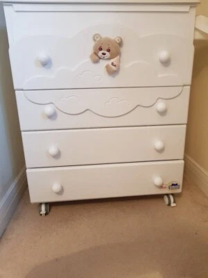 Cot and changing table (Abbracci by Trudi ) white - Image 1 of 4