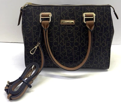 Bolso de mano de cuero marrón Calvin Klein con estampado de logotipo con correa bandolera Foto 1 de 4