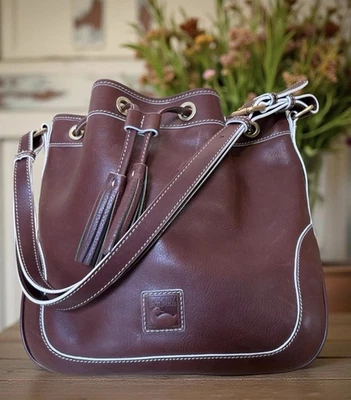 Bolso Hobo Dooney Bourke Marrón Oscuro Sabana Cubo Cordón Cuero Florentino Foto 1 de 4