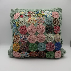 Vintage komplett handgenäht YO-YO Quilt KISSEN 12”x12” grün mehrfarbig Landhaus Kern - Bild 1 von 13