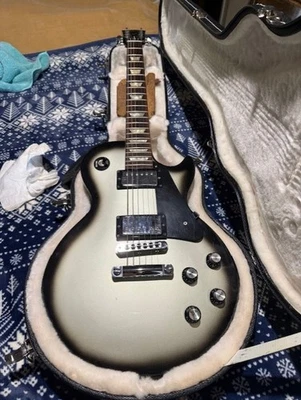 2010 Gibson Les Paul Studio (Silverburst} — 第 1/4 张图片