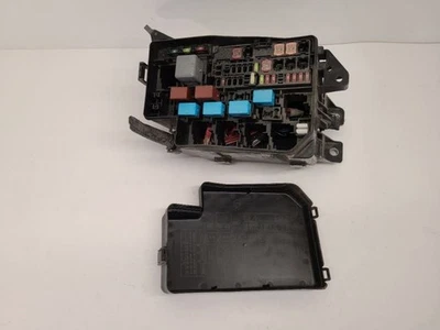  Toyota RAV4 2006-12 pasajero derecho caja de fusibles motor 2,4 L 2Azfe 4 cilindros   Foto 1 de 4