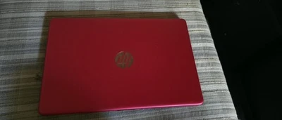 Ноутбук HP 15-DW0081WM 15,6 дюйма 500 ГБ Intel Pentium 2,70 ГГц 4 ГБ - красный - 1A406UA - Изображение 1 из 2