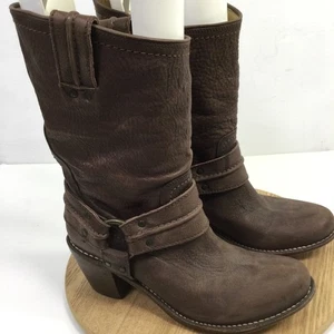 FRYE Damen Carmen Harness kurze Stiefel dunkelbraun Tumble Leder 46866 Größe 10B - Bild 1 von 15